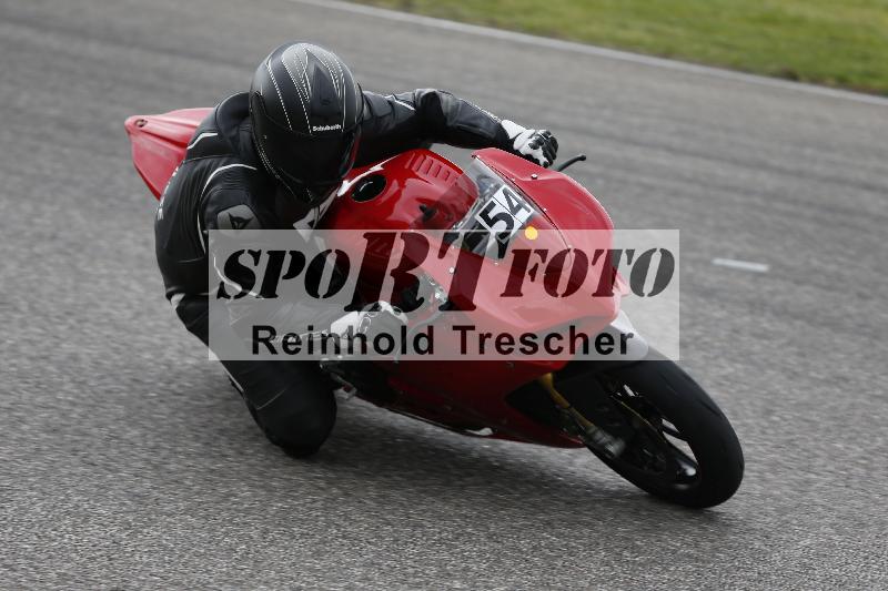 Archiv-2025/10 23.04.2025 Cornu Master School ADR/rot-rouge/54